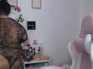 naomiasha's Live Sex Cam Show