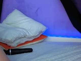 scarlettstorm's CamSoda show and profile