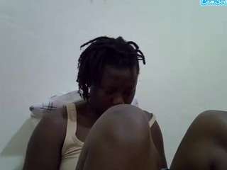 shanval's CamSoda show and profile