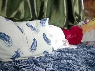 yoursex-kroshka Strip live webcam