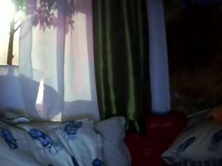 yoursex-kroshka webcam