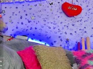 celeste-gill Live Webcam on CamSoda
