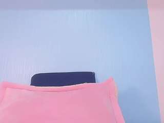 emilywithe from CamSoda is Freechat