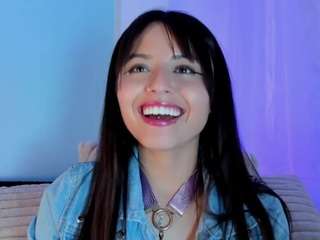  emilywithe chat room