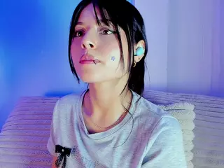 Emily Withe's Live Sex Cam Show