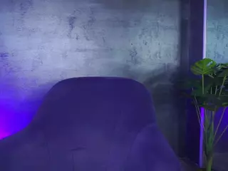 EmilyyShine's Live Sex Cam Show