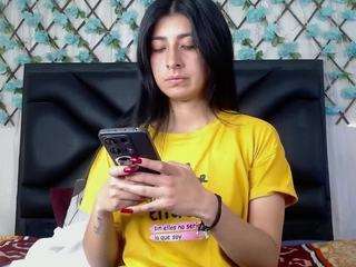  emmawiilliamss chat room