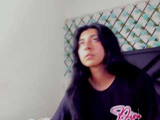 emmawiilliamss live cam profile