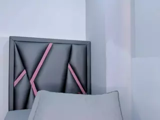Felicity-1's Live Sex Cam Show
