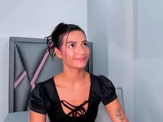 Felicity-1's Live Sex Cam Show