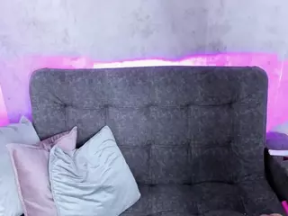 GIA's Live Sex Cam Show