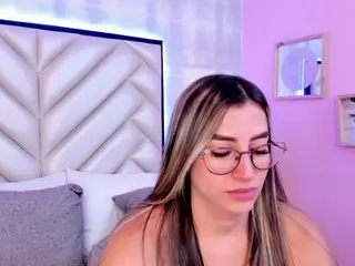 IsabelaGonzalez's Live Sex Cam Show