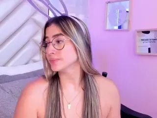 IsabelaGonzalez's Live Sex Cam Show