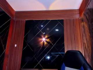  isabella-pitts chat room