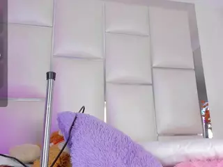 IsabellaaJones's Live Sex Cam Show