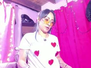 staacy37 Live Webcam on CamSoda