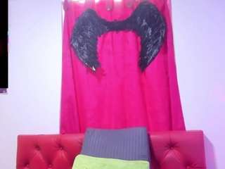 staacy37 Live Webcam on CamSoda