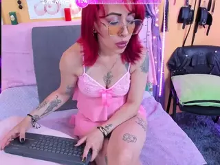 staacy37's Live Sex Cam Show