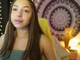 briarrose18 from CamSoda is Freechat