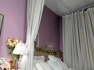 le modèle dearly-emily est en webcam porno dans un show sur le site camsoda, il possède les tags suivants: amateur,solo,nature,oil,public,pussy,sexy,shaved pussy,skinny,small ass,spank,ass,spanking,strip,striptease,student,tease,teen-18,wet,young adult