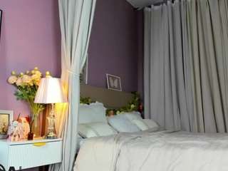 dearly-emily Live Webcam on CamSoda