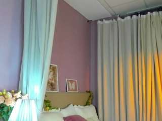 dearly-emily Live Webcam on CamSoda
