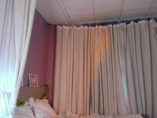 dearly-emily Sex Cam Show