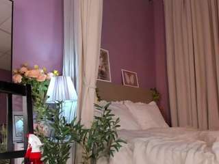 dearly-emily live webcam show