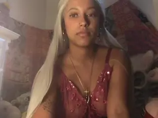 edenlamora's Live Sex Cam Show