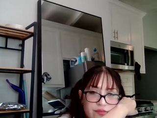 fragilemasochist Live Webcam on CamSoda