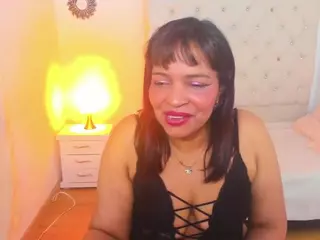 Violethyourmilf's Live Sex Cam Show