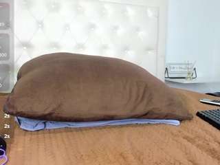cocoqueenn camsoda