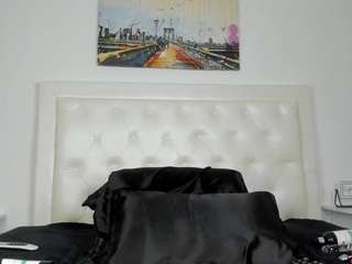 cocoqueenn Live Webcam on CamSoda