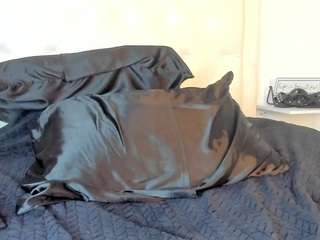 cocoqueenn live cam profile