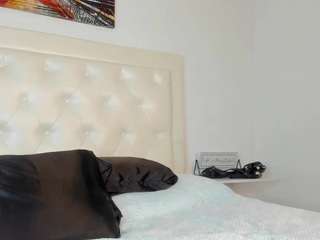 cocoqueenn live cam profile