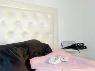cocoqueenn live cam profile