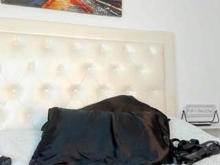 cocoqueenn live cam profile