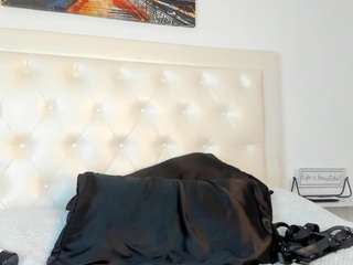 cocoqueenn live cam profile