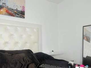 le modèle cocoqueenn est en webcam porno dans un show sur le site camsoda, il possède les tags suivants: amateur,pussy,anal,lush,naked,natural,nature,no smoking,public,sexy,horny,shaved pussy,spank,squirter,strip,tease,toys,wet,lingerie,lovense