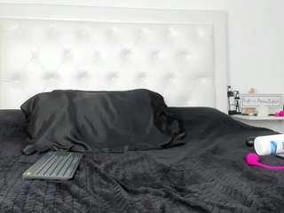 rouse-sexy-hotxx77 live webcam show