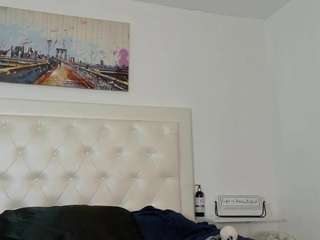 rouse-sexy-hotxx77 live cam preview