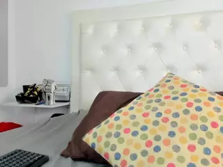 rouse-sexy-hotxx77's Live Sex Cam Show