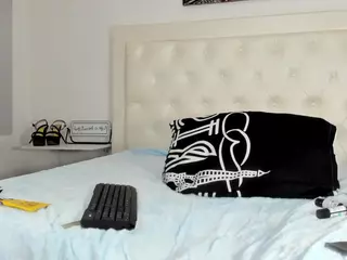 rouse-sexy-hotxx77's Live Sex Cam Show