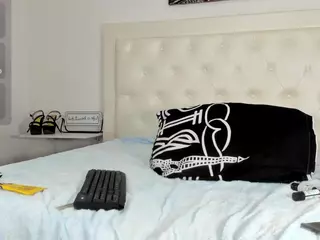 rouse-sexy-hotxx77's Live Sex Cam Show