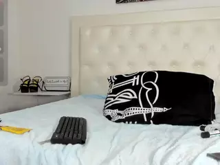rouse-sexy-hotxx77's Live Sex Cam Show