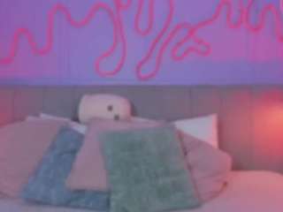 mai-higurashi from CamSoda is Freechat