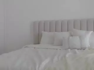 XoxP0ck3tR0cketxoX's Live Sex Cam Show