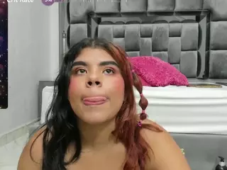 samantha-pettie's Live Sex Cam Show