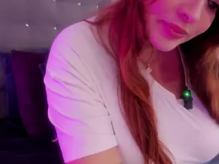 SARAH REYES's Live Sex Cam Show