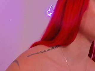 Scarleett-Jones